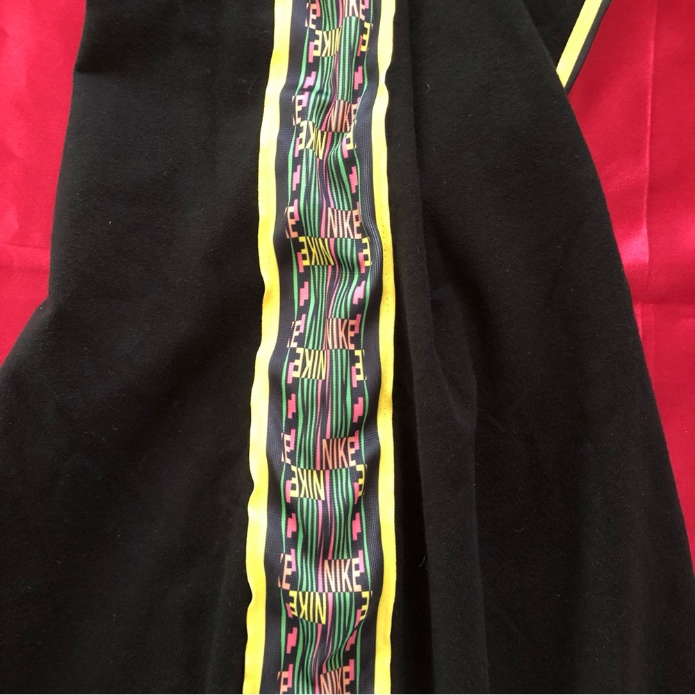 Nike Casual/T-Shirt Black Short Sleeve Dress With Crew Neck & Yellow Piping - Picture 6 of 8